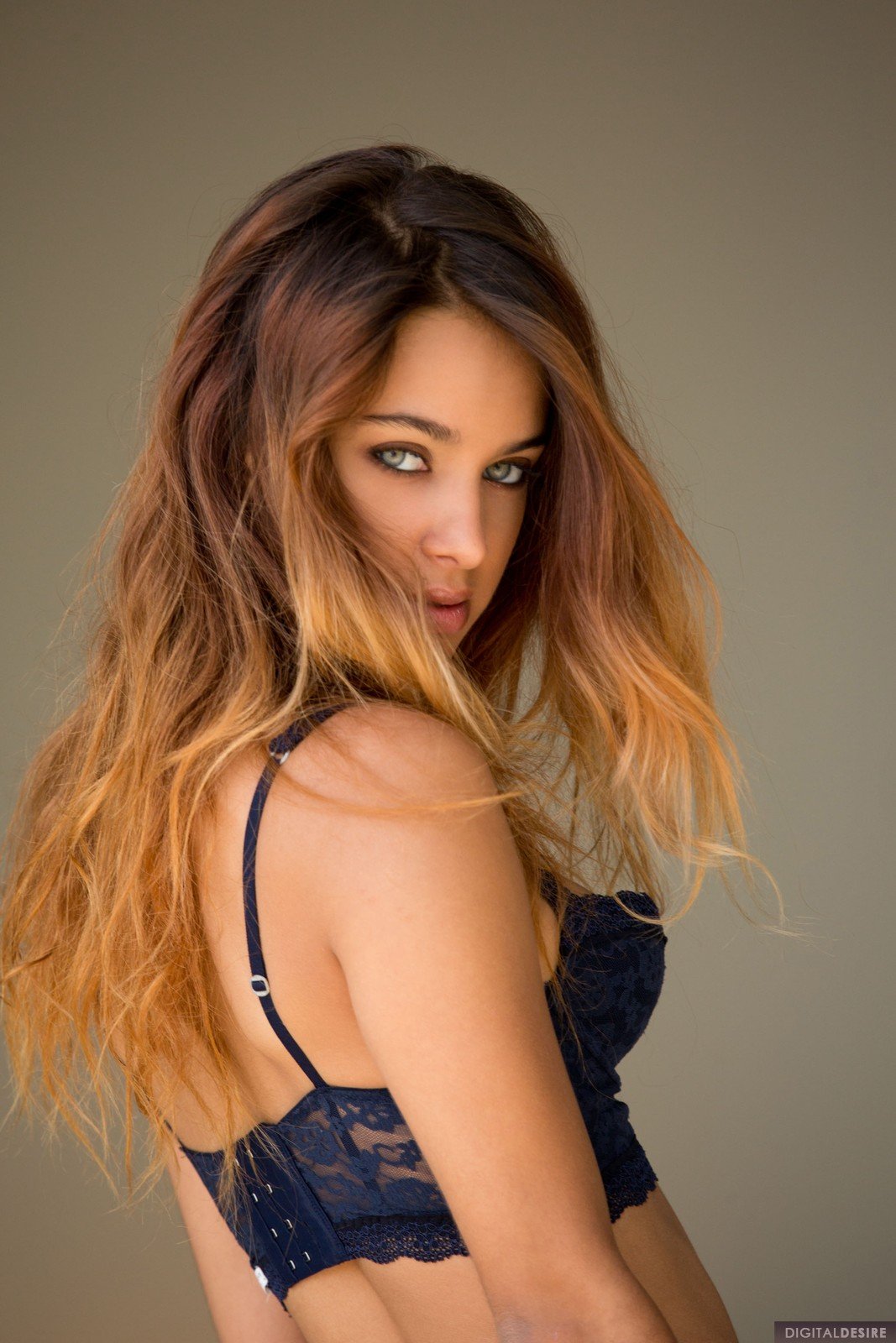 Uma Jolie slips off her white panties