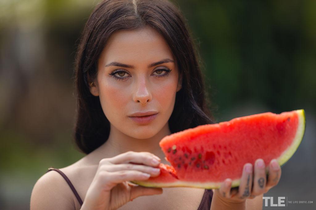 Maria Wars Already Knows Shes Grabbing The Banana, Perfectly Ripe And Irresistible - The Life Erotic