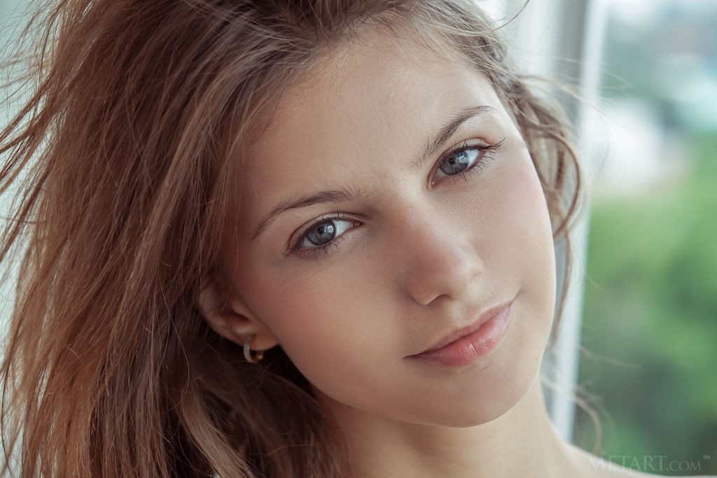 Emma Sweet - She will make you fall in love with her eyes and plump ass