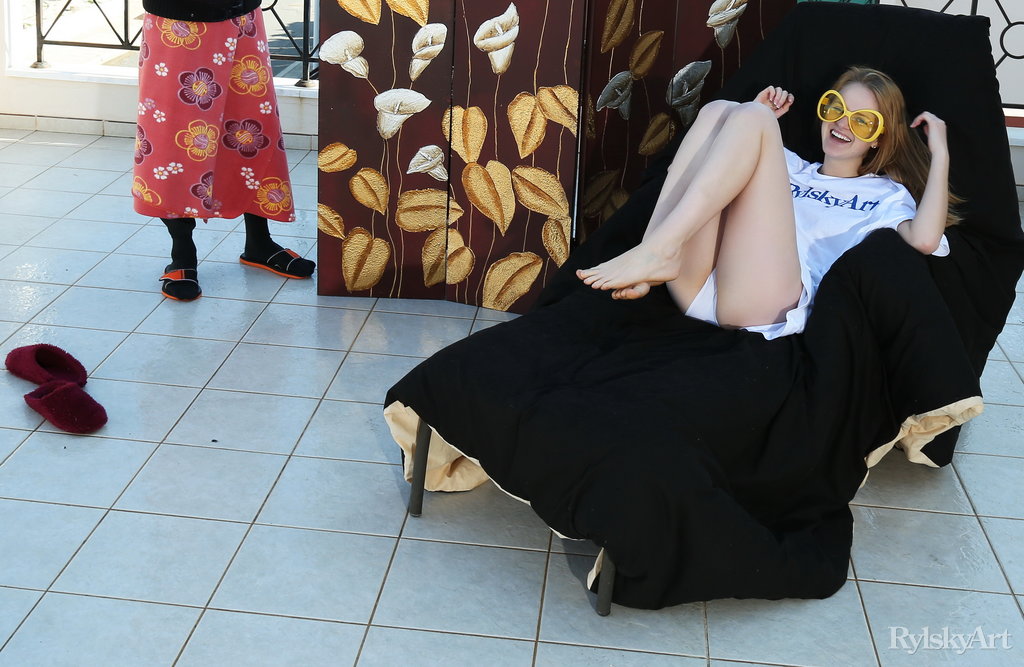 Alice May In Some Pix Mix Backstage - Rylsky Art