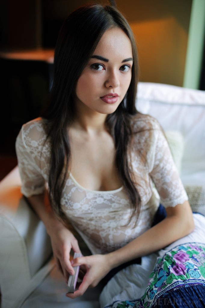 Li Moon - Sexy teen shows off her perky tits and pussy