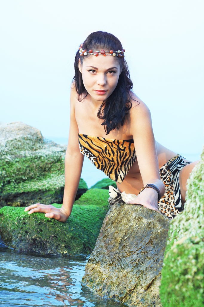 Callista B - Brunette chick spends a fantastic day on the beach
