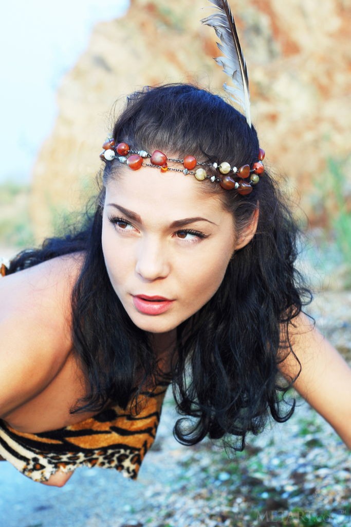 Callista B - Brunette chick spends a fantastic day on the beach