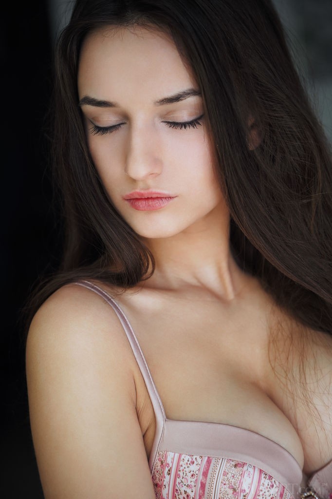 Gloria Sol - Taking off her bra and panties to expose her great tits