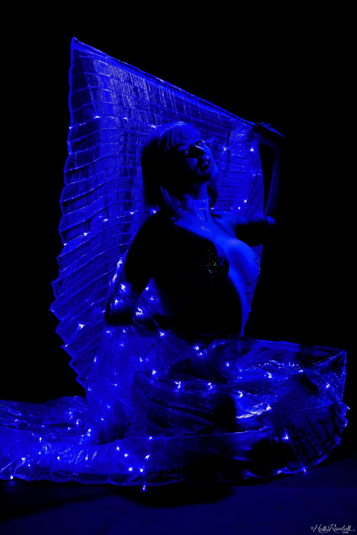 Sexy Jewelz Blue showcases her beauty in nightlight